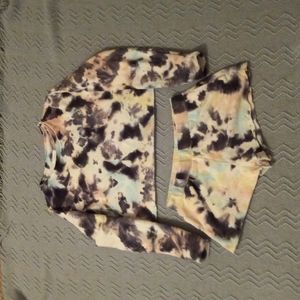 Colsie matching tie-dye crop top and shorts